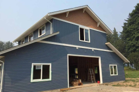 four-stall-horse-barn-2